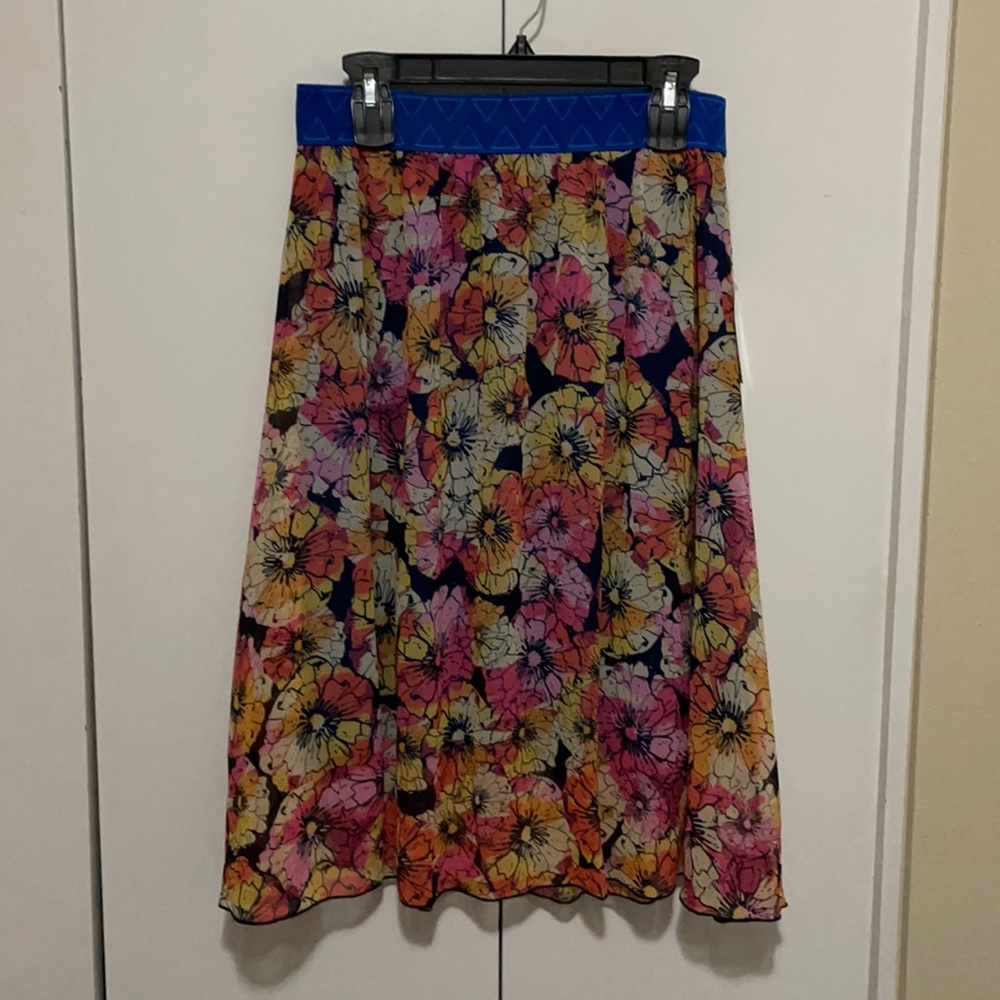 M NWT LuLaRoe Lola